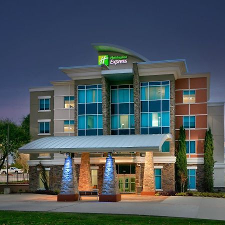 Holiday Inn Express & Suites North Dallas At Preston By Ihg Exterior photo
