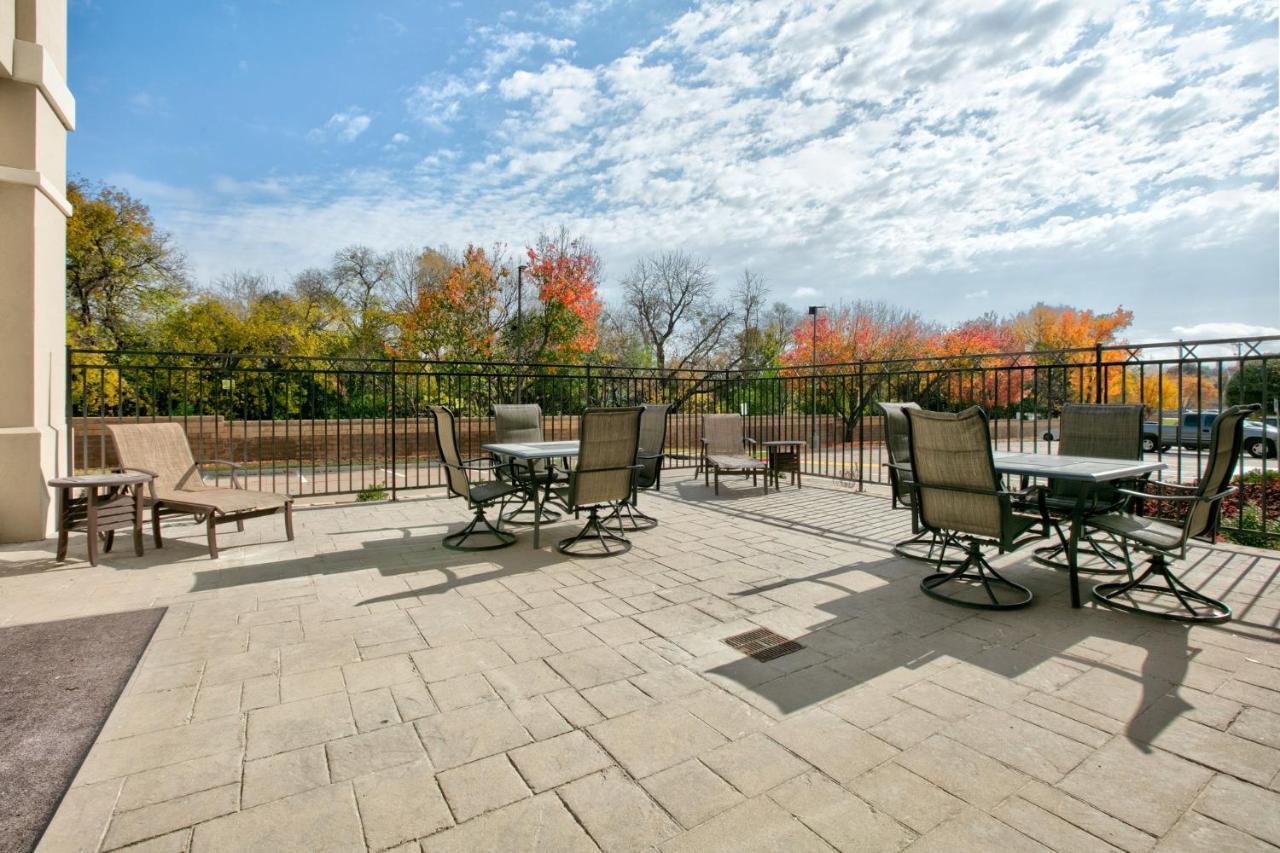 Holiday Inn Express & Suites North Dallas At Preston By Ihg Exterior photo